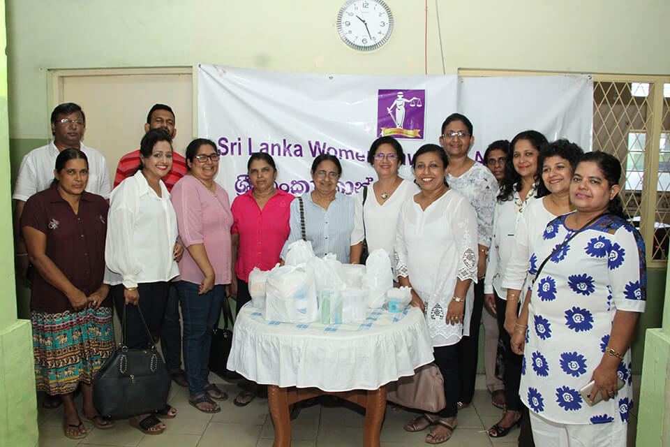 SLWLA Offered Lunch For All The Inmates At Victoria Home In Rajagiriya.