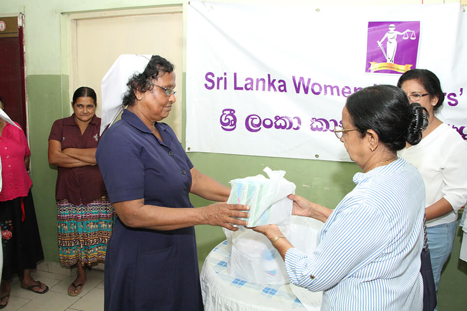 SLWLA Offered Lunch For All The Inmates At Victoria Home In Rajagiriya.